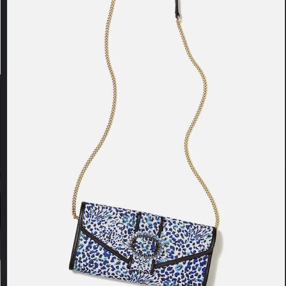 NWT Lilly Pulitzer Benton Clutch Resort White in Twisted Up - Picture 4 of 8